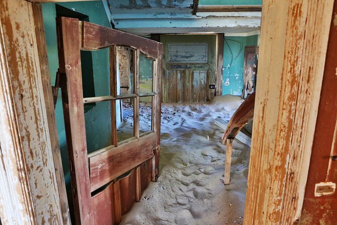 12 Day Classic Namibia Camping Safari - Days 9 and 10: southern desert, Kolmanskop, and Luderitz