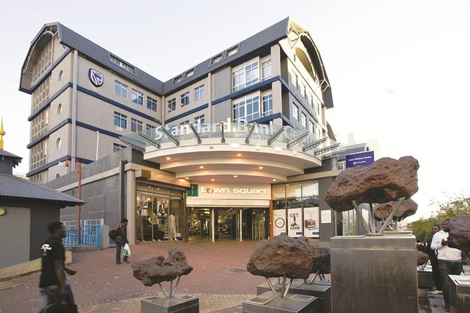 Best City Tour of Windhoek - Meeting local life through Nande Explorer