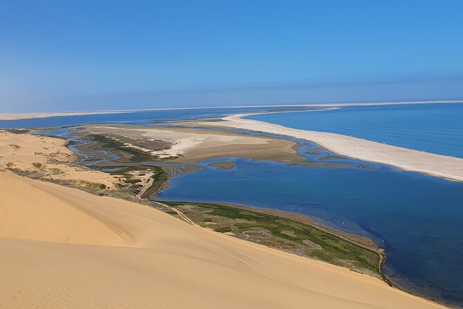 Sandwich Harbour 4x4 guided tours.Join us for an awe inspiring adventure. - Birds, wildlife, and the lagoon