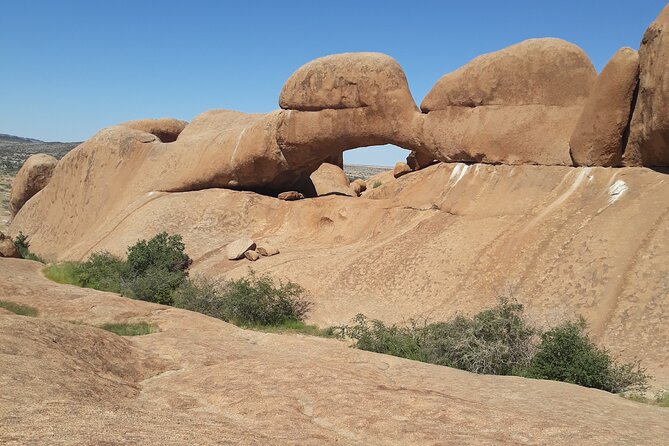 Spitzkoppe Day Tour from Swakopmund - Guides, Language, and the Human Side of the Day