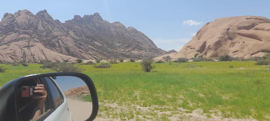 Swakopmund: Spitzkoppe Day Tour with Hotel Pickup - Four hours among Spitzkoppe’s granite formations
