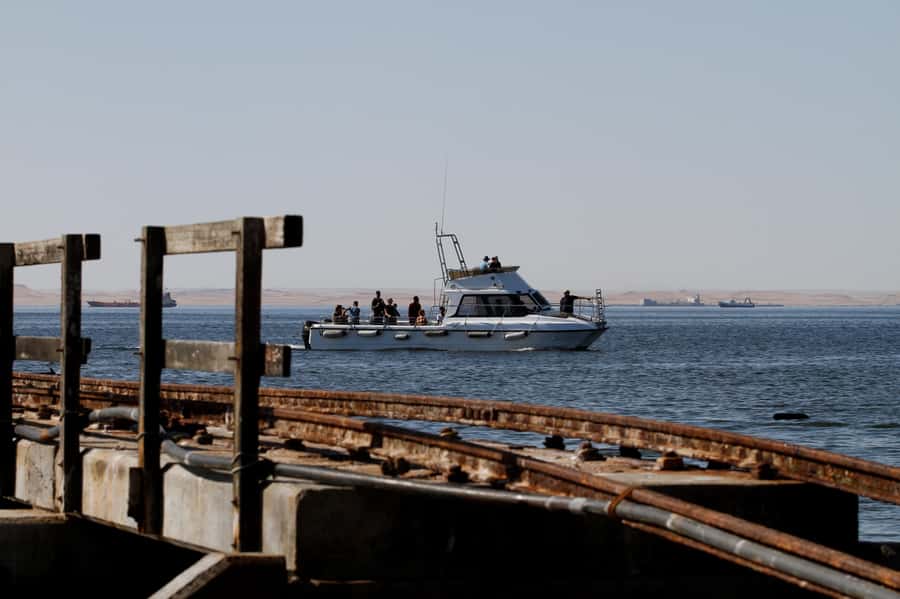 Walvis Bay: Dolphin Cruise, Pink Lakes and 4x4 Dune Drive - A morning on Walvis Bay’s protected waters