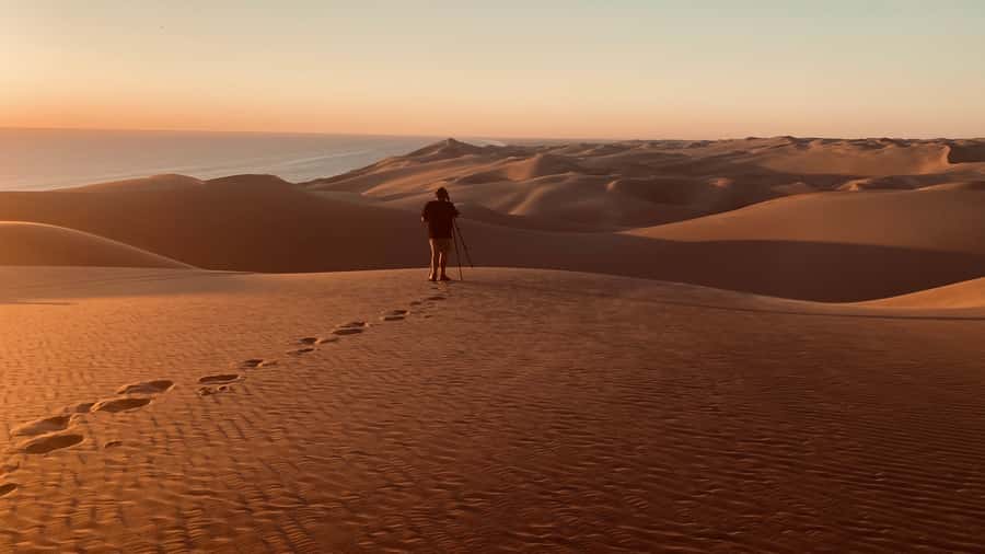 Walvis Bay: Sandwich Harbour Sunset Photography Tour - Who should book this sunset outing?