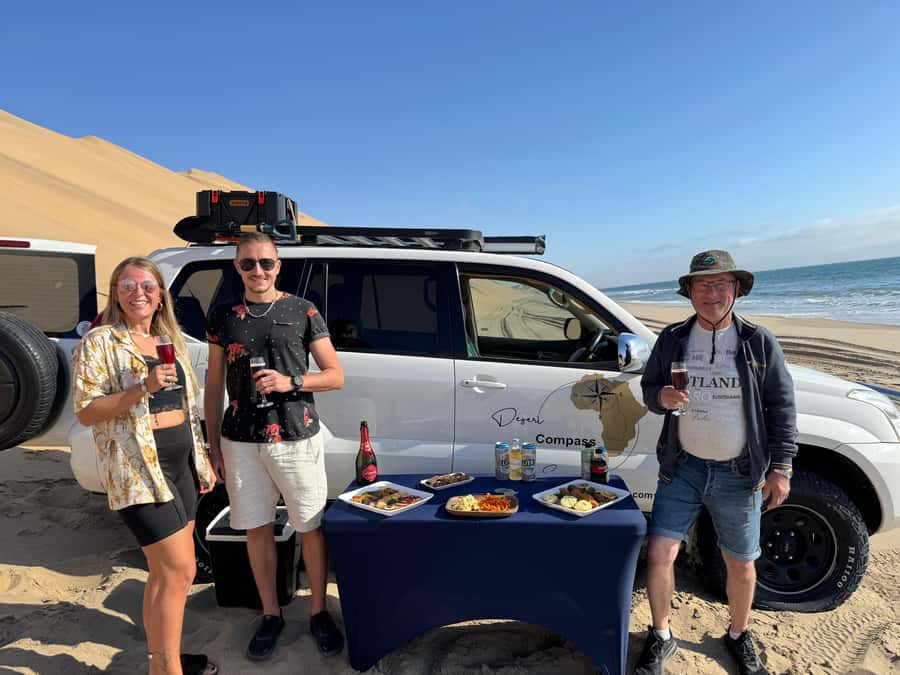 Walvisbay: Sandwich Harbour 4x4 & Sandboarding Tours - Who will enjoy this tour most?