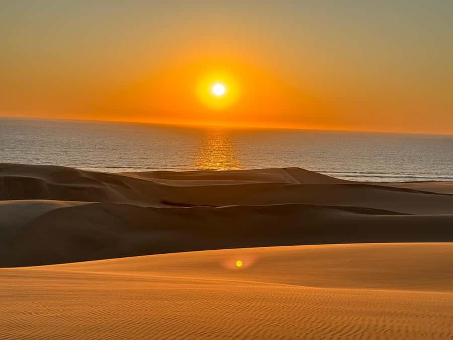 Walvisbay: Sandwich Harbour SUNSET Tour-End It Beautifully - Starting beside the flamingo lagoon