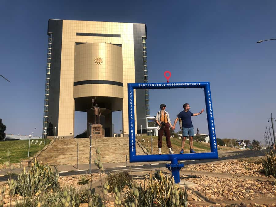 Windhoek: City & Township tour. Vehicle, guide, kapana - A quick way to understand Windhoek